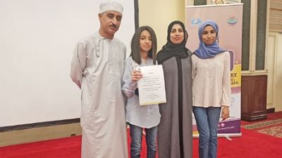 Fifteen-year-old Omani girl wins speech contest, trip to Japan