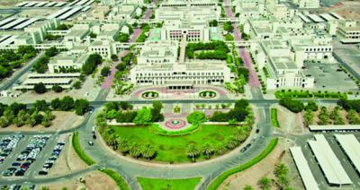 جامعة السلطان قابوس تستحدث مقررا إلكترونيا متكاملا بكلية الآداب والعلوم الاجتماعية