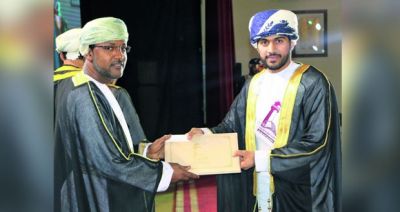 Nizwa College of Applied Sciences Holds Graduation Ceremony