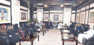 HM Adviser receives US student delegation